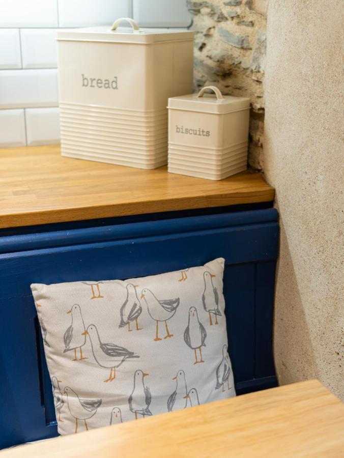 Finest Retreats - Old Harbour Cottage Mevagissey Exterior photo