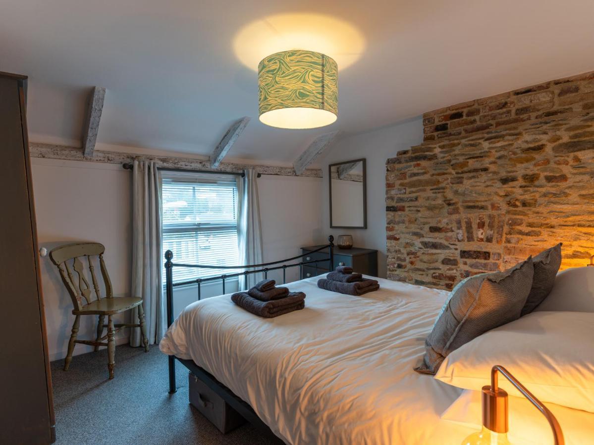 Finest Retreats - Old Harbour Cottage Mevagissey Exterior photo